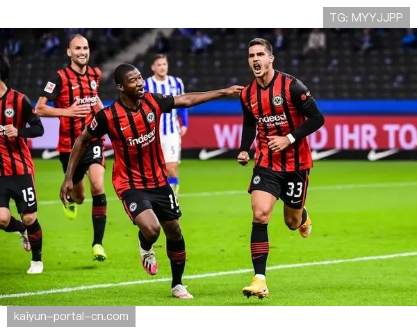 欧冠赛事节奏紧凑 球队阵容深度面临严峻考验 欧冠赛事节奏紧凑 球队阵容深度面临严峻考验